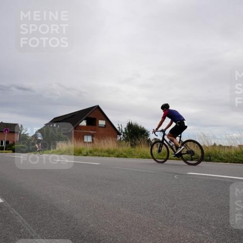 31.08.2025 - Elbe Triathlon Hamburg Michael Burmester http://msf.ph/oto/8669286 31.08.2025 14:13:59 Radfahren 154 meine-sportfotos.de