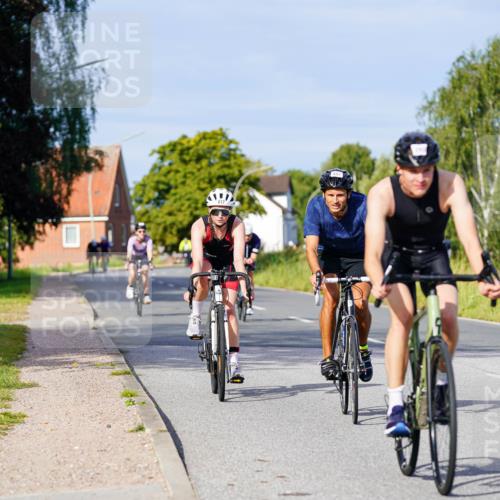 31.08.2025 - Elbe Triathlon Hamburg Michael Burmester http://msf.ph/oto/8669287 31.08.2025 09:51:56 Radfahren 390, 651, 761, 799, 817 meine-sportfotos.de