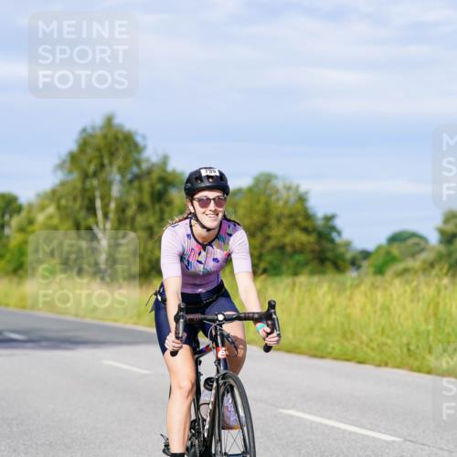 31.08.2025 - Elbe Triathlon Hamburg Michael Burmester http://msf.ph/oto/8669302 31.08.2025 09:52:00 Radfahren 403, 479, 761, 799, 817 meine-sportfotos.de