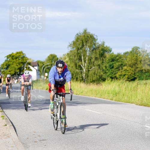 31.08.2025 - Elbe Triathlon Hamburg Michael Burmester http://msf.ph/oto/8669419 31.08.2025 09:52:44 Radfahren 606, 611, 741, 788, 809 meine-sportfotos.de