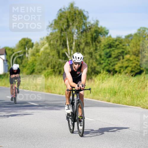 31.08.2025 - Elbe Triathlon Hamburg Michael Burmester http://msf.ph/oto/8669448 31.08.2025 09:53:00 Radfahren 454, 514, 677, 687, 736, 753, 870, 894 meine-sportfotos.de
