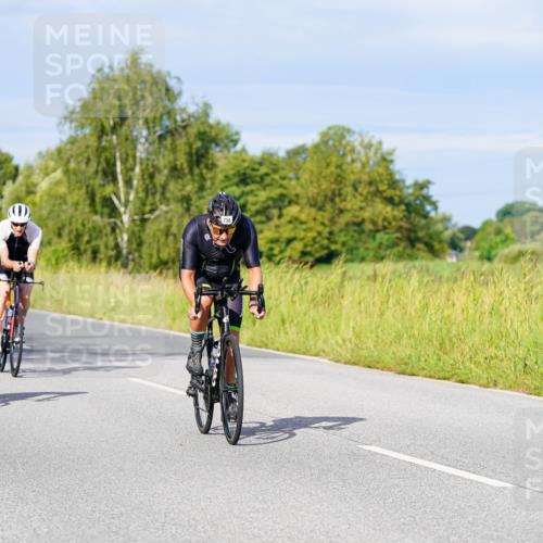 31.08.2025 - Elbe Triathlon Hamburg Michael Burmester http://msf.ph/oto/8669468 31.08.2025 09:53:05 Radfahren 453, 454, 457, 540, 687, 704, 736, 753, 870, 894 meine-sportfotos.de