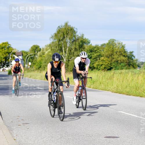 31.08.2025 - Elbe Triathlon Hamburg Michael Burmester http://msf.ph/oto/8669472 31.08.2025 09:53:05 Radfahren 453, 454, 457, 540, 687, 704, 736, 753, 870, 894 meine-sportfotos.de