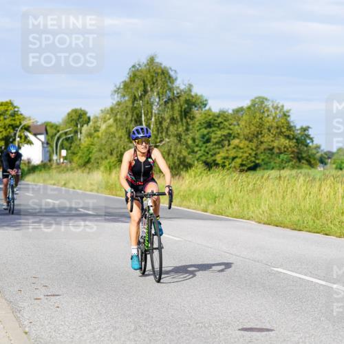 31.08.2025 - Elbe Triathlon Hamburg Michael Burmester http://msf.ph/oto/8669481 31.08.2025 09:53:07 Radfahren 453, 457, 503, 540, 704, 736, 753, 870, 894 meine-sportfotos.de