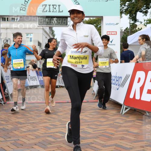31.08.2025 - 21. Blankeneser Heldenlauf Strokosch-Dieckow http://msf.ph/oto/8669508 31.08.2025 10:34:47 Ziel 2524, 2244, 2021, 2214, 2424, 2215, 2655, 2669, 2667, 2298, 2438, 2439, 2349, 2441, 2442, 2350, 2048 meine-sportfotos.de