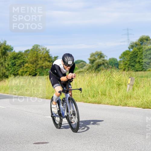 31.08.2025 - Elbe Triathlon Hamburg Michael Burmester http://msf.ph/oto/8669633 31.08.2025 09:53:46 Radfahren 379, 483, 645 meine-sportfotos.de