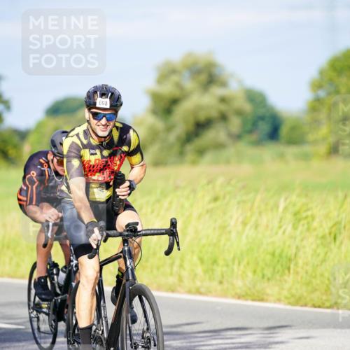 31.08.2025 - Elbe Triathlon Hamburg Michael Burmester http://msf.ph/oto/8669644 31.08.2025 09:54:20 Radfahren 415, 434, 471, 525, 698, 725 meine-sportfotos.de