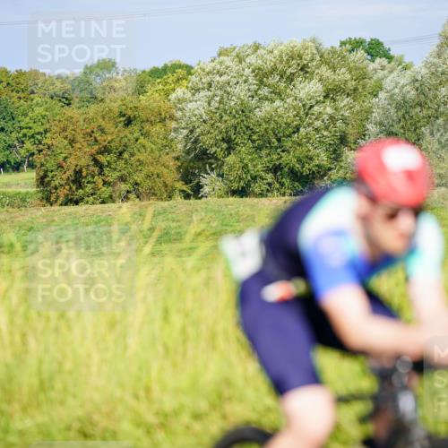 31.08.2025 - Elbe Triathlon Hamburg Michael Burmester http://msf.ph/oto/8669663 31.08.2025 09:54:23 Radfahren 415, 434, 525, 698, 725 meine-sportfotos.de