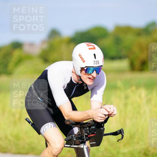31.08.2025 - Elbe Triathlon Hamburg Michael Burmester http://msf.ph/oto/8669669 31.08.2025 09:54:25 Radfahren 415, 434, 525, 698, 725 meine-sportfotos.de