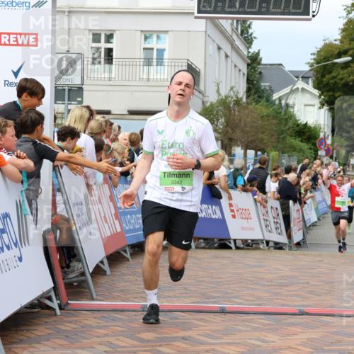 31.08.2025 - 21. Blankeneser Heldenlauf Strokosch-Dieckow http://msf.ph/oto/8669710 31.08.2025 10:55:00 Ziel 3342, 3614, 3615, 3283, 3395 meine-sportfotos.de