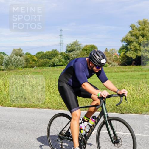 31.08.2025 - Elbe Triathlon Hamburg Michael Burmester http://msf.ph/oto/8669766 31.08.2025 09:55:02 Radfahren 402, 404, 459, 625 meine-sportfotos.de