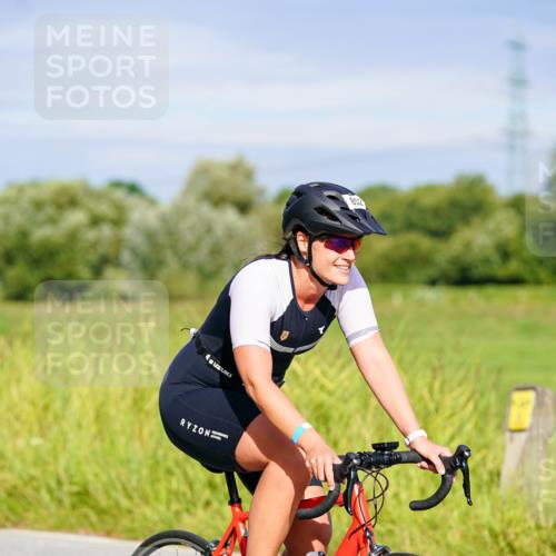 31.08.2025 - Elbe Triathlon Hamburg Michael Burmester http://msf.ph/oto/8669775 31.08.2025 09:55:14 Radfahren 444, 598, 716, 852 meine-sportfotos.de