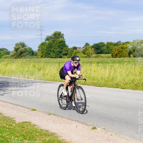 31.08.2025 - Elbe Triathlon Hamburg Michael Burmester http://msf.ph/oto/8669830 31.08.2025 09:55:35 Radfahren 371, 462, 511, 576, 627, 797 meine-sportfotos.de