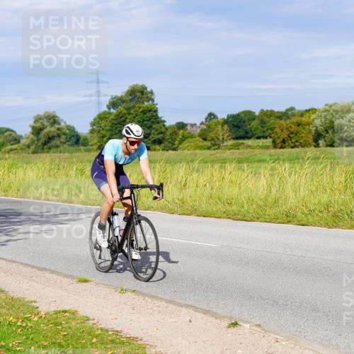 31.08.2025 - Elbe Triathlon Hamburg Michael Burmester http://msf.ph/oto/8669847 31.08.2025 09:55:38 Radfahren 371, 462, 576, 627, 797 meine-sportfotos.de