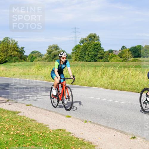 31.08.2025 - Elbe Triathlon Hamburg Michael Burmester http://msf.ph/oto/8669881 31.08.2025 09:55:55 Radfahren 289, 678, 829, 910 meine-sportfotos.de
