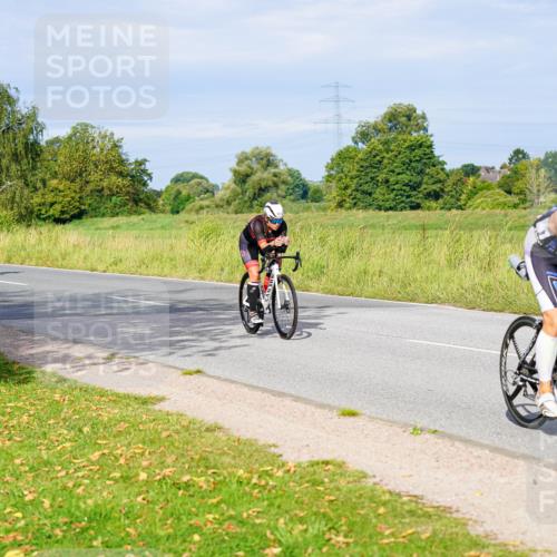 31.08.2025 - Elbe Triathlon Hamburg Michael Burmester http://msf.ph/oto/8669891 31.08.2025 09:56:01 Radfahren 255, 445, 523, 536, 601, 678, 692, 829 meine-sportfotos.de