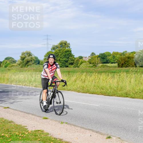 31.08.2025 - Elbe Triathlon Hamburg Michael Burmester http://msf.ph/oto/8669978 31.08.2025 09:56:56 Radfahren 417, 477, 546, 680, 758 meine-sportfotos.de