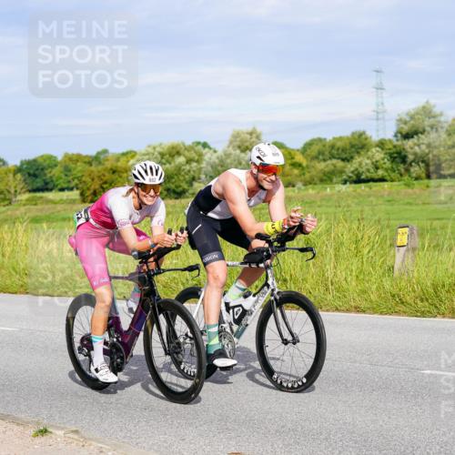 31.08.2025 - Elbe Triathlon Hamburg Michael Burmester http://msf.ph/oto/8670004 31.08.2025 09:57:16 Radfahren 490, 629, 851, 882, 887 meine-sportfotos.de