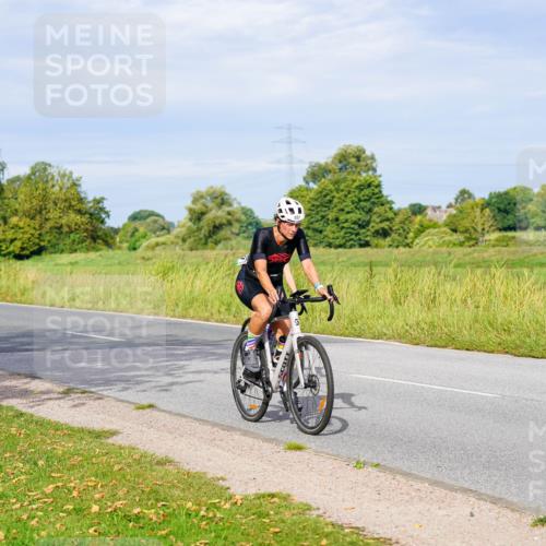 31.08.2025 - Elbe Triathlon Hamburg Michael Burmester http://msf.ph/oto/8670014 31.08.2025 09:57:19 Radfahren 490, 629, 648, 665, 851, 882, 887 meine-sportfotos.de
