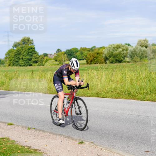 31.08.2025 - Elbe Triathlon Hamburg Michael Burmester http://msf.ph/oto/8670056 31.08.2025 09:57:30 Radfahren 722, 813 meine-sportfotos.de