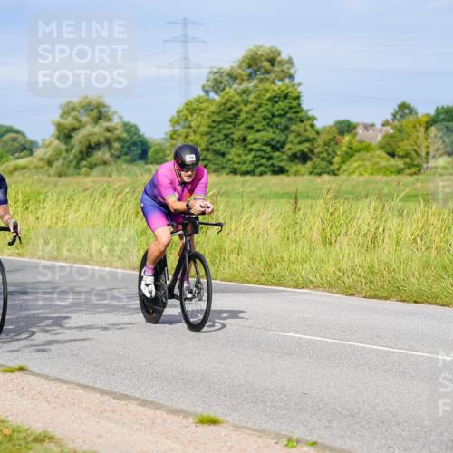 31.08.2025 - Elbe Triathlon Hamburg Michael Burmester http://msf.ph/oto/8670197 31.08.2025 09:58:47 Radfahren 388, 720, 737, 841, 888 meine-sportfotos.de