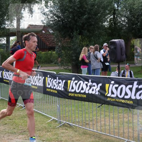 31.08.2025 - Elbe Triathlon Hamburg Luisa Fischer http://msf.ph/oto/8670215 31.08.2025 11:39:43 Laufen 132 meine-sportfotos.de