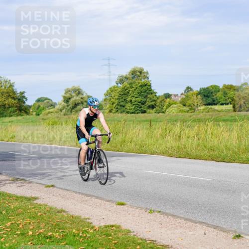 31.08.2025 - Elbe Triathlon Hamburg Michael Burmester http://msf.ph/oto/8670352 31.08.2025 09:59:27 Radfahren 694, 712, 773, 881, 923, 928 meine-sportfotos.de