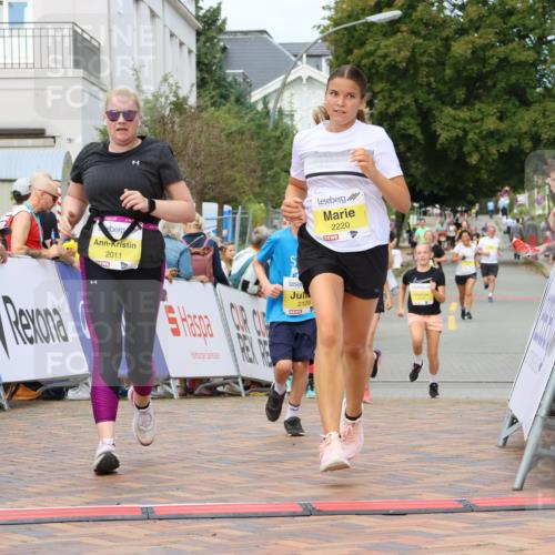 31.08.2025 - 21. Blankeneser Heldenlauf Strokosch-Dieckow http://msf.ph/oto/8670374 31.08.2025 10:33:25 Ziel 2011, 2044, 2126, 2640, 2639, 2220, 2221 meine-sportfotos.de