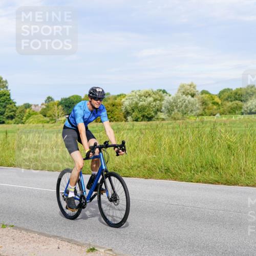 31.08.2025 - Elbe Triathlon Hamburg Michael Burmester http://msf.ph/oto/8670491 31.08.2025 09:59:51 Radfahren 455, 469, 494, 527, 667 meine-sportfotos.de