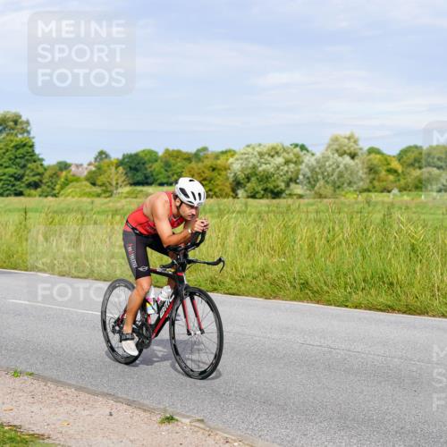 31.08.2025 - Elbe Triathlon Hamburg Michael Burmester http://msf.ph/oto/8670504 31.08.2025 09:59:54 Radfahren 455, 494, 527, 667, 756, 787 meine-sportfotos.de