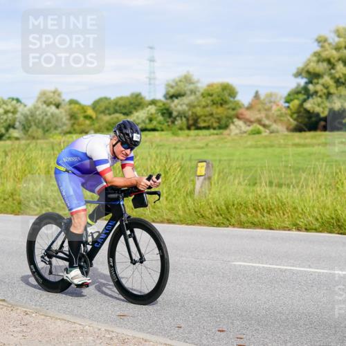 31.08.2025 - Elbe Triathlon Hamburg Michael Burmester http://msf.ph/oto/8670527 31.08.2025 09:59:59 Radfahren 527, 562, 756, 787 meine-sportfotos.de