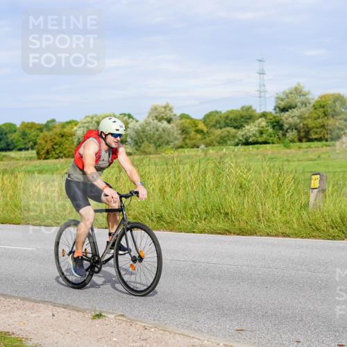 31.08.2025 - Elbe Triathlon Hamburg Michael Burmester http://msf.ph/oto/8670548 31.08.2025 10:00:04 Radfahren 409, 463, 562, 566 meine-sportfotos.de