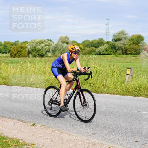 31.08.2025 - Elbe Triathlon Hamburg Michael Burmester http://msf.ph/oto/8670585 31.08.2025 10:00:17 Radfahren 563, 655, 729, 908, 919 meine-sportfotos.de