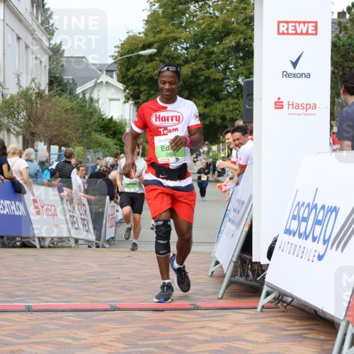 31.08.2025 - 21. Blankeneser Heldenlauf Strokosch-Dieckow http://msf.ph/oto/8670592 31.08.2025 10:54:12 Ziel 3506, 3538 meine-sportfotos.de