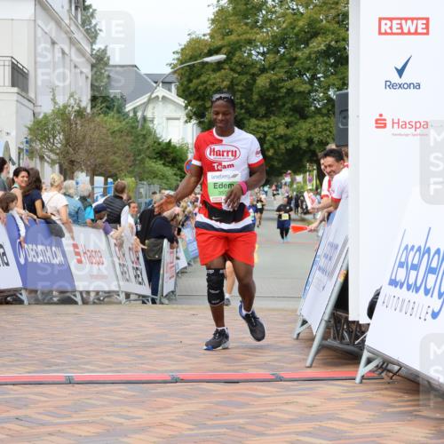 31.08.2025 - 21. Blankeneser Heldenlauf Strokosch-Dieckow http://msf.ph/oto/8670618 31.08.2025 10:54:11 Ziel 3506, 3538 meine-sportfotos.de