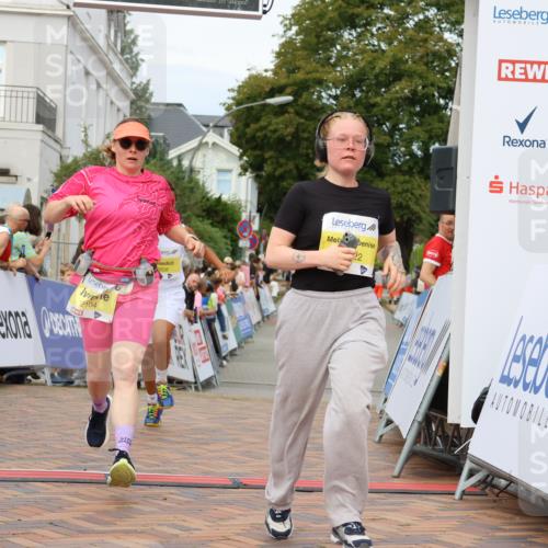 31.08.2025 - 21. Blankeneser Heldenlauf Strokosch-Dieckow http://msf.ph/oto/8670620 31.08.2025 10:33:03 Ziel 2104, 2129, 2130, 2128, 2122, 2337, 2695, 2694, 2464, 2658 meine-sportfotos.de