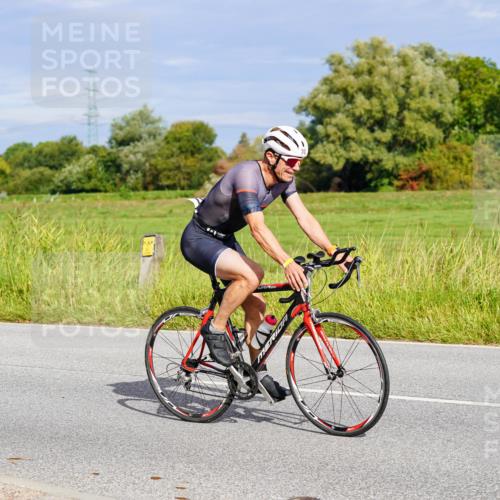 31.08.2025 - Elbe Triathlon Hamburg Michael Burmester http://msf.ph/oto/8670707 31.08.2025 10:00:44 Radfahren 420, 461, 564, 635, 707, 731, 868, 869, 896 meine-sportfotos.de