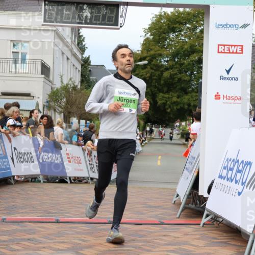 31.08.2025 - 21. Blankeneser Heldenlauf Strokosch-Dieckow http://msf.ph/oto/8670718 31.08.2025 10:53:43 Ziel 3333, 3501, 3234 meine-sportfotos.de