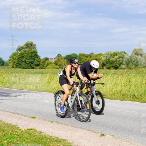 31.08.2025 - Elbe Triathlon Hamburg Michael Burmester http://msf.ph/oto/8670772 31.08.2025 10:00:54 Radfahren 427, 461, 746, 795, 906 meine-sportfotos.de