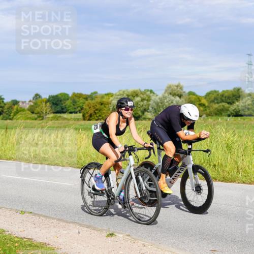 31.08.2025 - Elbe Triathlon Hamburg Michael Burmester http://msf.ph/oto/8670777 31.08.2025 10:00:54 Radfahren 427, 461, 746, 795, 906 meine-sportfotos.de