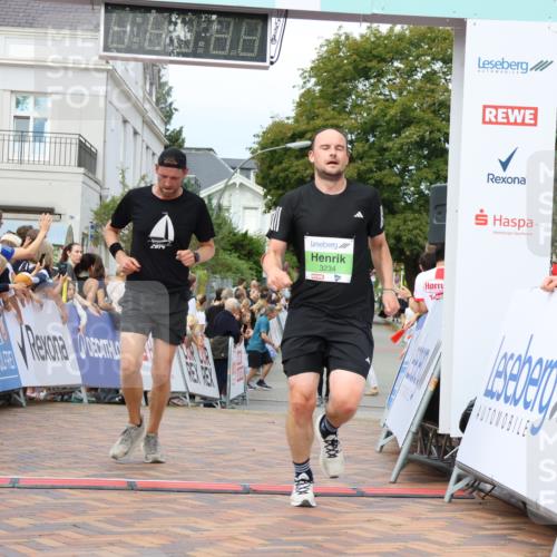 31.08.2025 - 21. Blankeneser Heldenlauf Strokosch-Dieckow http://msf.ph/oto/8670827 31.08.2025 10:53:37 Ziel 3501, 3234 meine-sportfotos.de