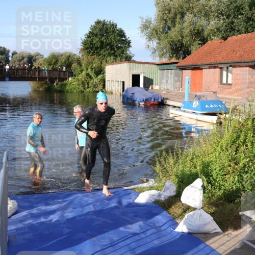 31.08.2025 - Elbe Triathlon Hamburg Luisa Fischer http://msf.ph/oto/8670864 31.08.2025 08:25:54 Schwimmen 194 meine-sportfotos.de