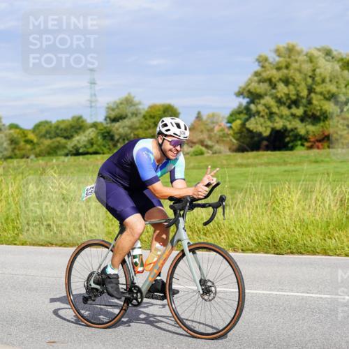 31.08.2025 - Elbe Triathlon Hamburg Michael Burmester http://msf.ph/oto/8670889 31.08.2025 10:01:24 Radfahren 431, 534, 691, 786, 823, 826 meine-sportfotos.de