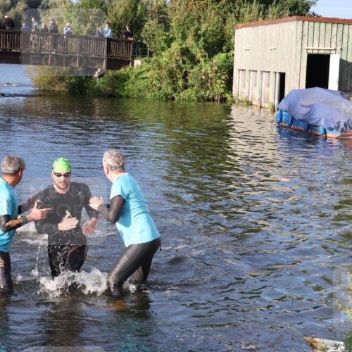 31.08.2025 - Elbe Triathlon Hamburg Luisa Fischer http://msf.ph/oto/8670908 31.08.2025 08:27:42 Schwimmen 210, 224, 243 meine-sportfotos.de