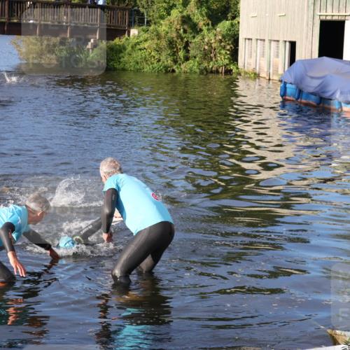 31.08.2025 - Elbe Triathlon Hamburg Luisa Fischer http://msf.ph/oto/8670956 31.08.2025 08:28:21 Schwimmen 196, 206 meine-sportfotos.de