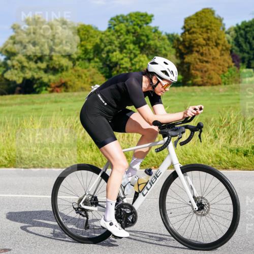 31.08.2025 - Elbe Triathlon Hamburg Michael Burmester http://msf.ph/oto/8671007 31.08.2025 10:01:42 Radfahren 531, 723, 820, 911 meine-sportfotos.de