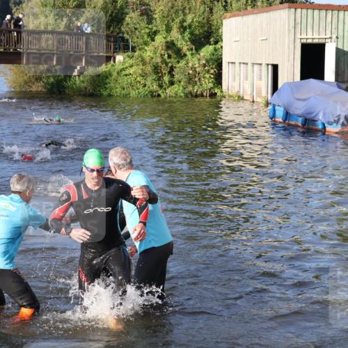 31.08.2025 - Elbe Triathlon Hamburg Luisa Fischer http://msf.ph/oto/8671183 31.08.2025 08:30:02 Schwimmen 171, 172, 200, 209, 232 meine-sportfotos.de
