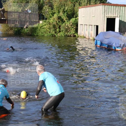 31.08.2025 - Elbe Triathlon Hamburg Luisa Fischer http://msf.ph/oto/8671229 31.08.2025 08:30:08 Schwimmen 172, 187, 200, 232 meine-sportfotos.de