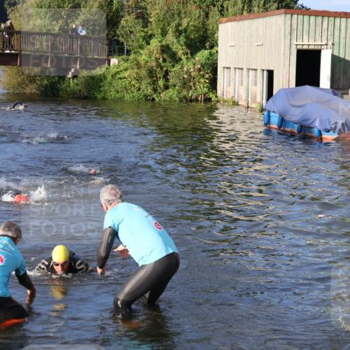 31.08.2025 - Elbe Triathlon Hamburg Luisa Fischer http://msf.ph/oto/8671232 31.08.2025 08:30:08 Schwimmen 172, 187, 200, 232 meine-sportfotos.de