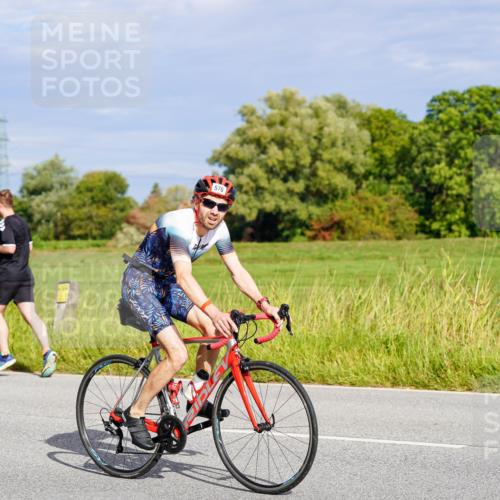 31.08.2025 - Elbe Triathlon Hamburg Michael Burmester http://msf.ph/oto/8671270 31.08.2025 10:02:16 Radfahren 569, 570, 808, 838, 909 meine-sportfotos.de